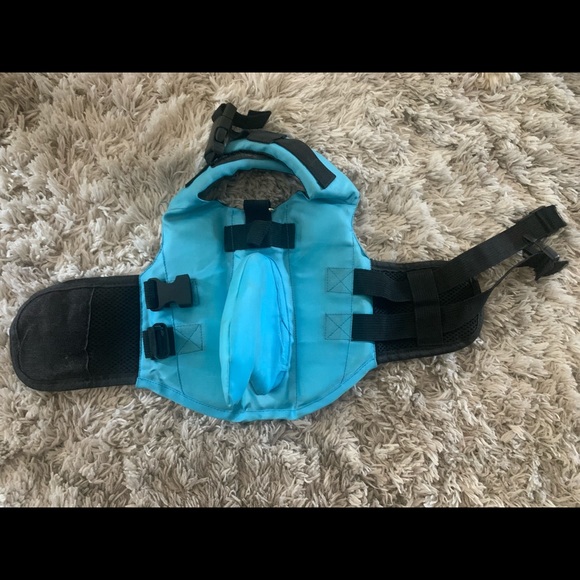 Pet Lifevest - Picture 3 of 7